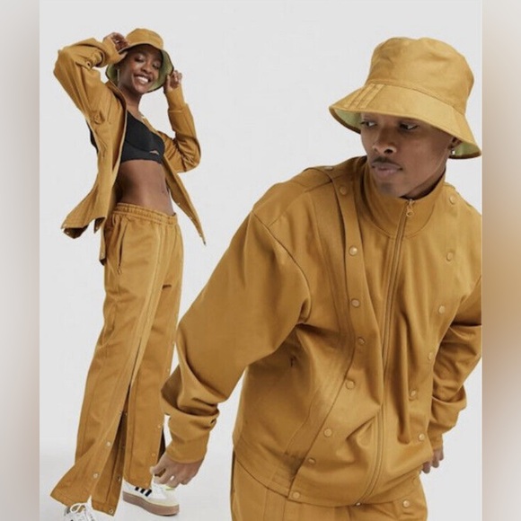 ✨Host pick✨NWT Adidas x Ivy Park Track Snap button Jacket in Mesa. - Picture 8 of 15